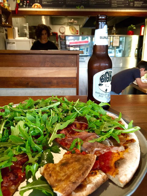 Arlo's Pizzeria On Chevron Island - Pubs and Clubs 3