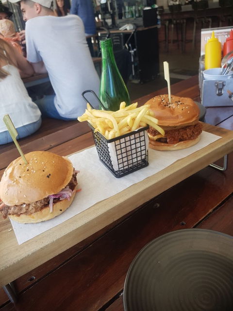 Brooklyn Depot Surfers Paradise - Pubs and Clubs 6