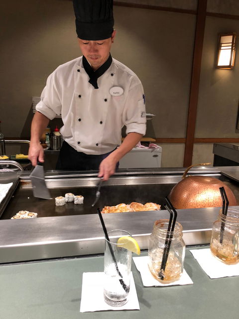 Hatsuhana Japanese Restaurant - Pubs and Clubs 4