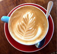Plantation House Cafe - Pubs and Clubs