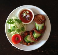 Thong Bai Thai - Go Out