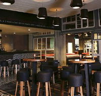 Walrus Social House - Pubs and Clubs