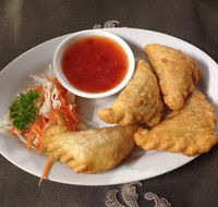 Worongary Thai Restaurant - Pubs and Clubs