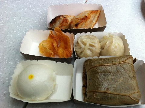 Yum Cha Noodle Haus - Pubs and Clubs 0