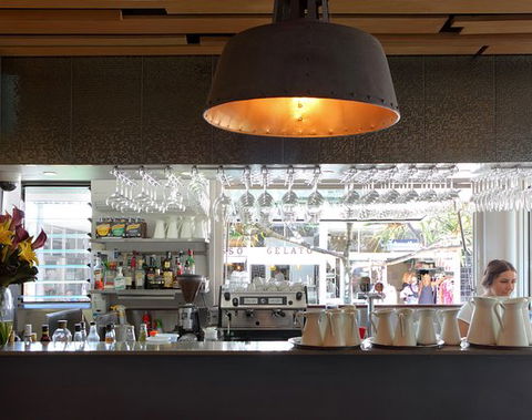 Pitchfork Restaurant - Go Out 0