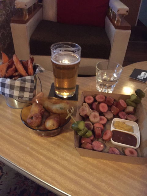 Bar Wunder - Go Out 6