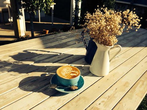 Cup Of George - Pubs and Clubs 0