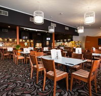 Lawnton Tavern - Pubs and Clubs