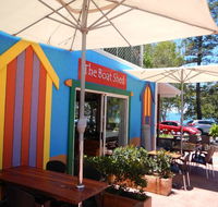 The Boatshed by the Sea - Pubs and Clubs