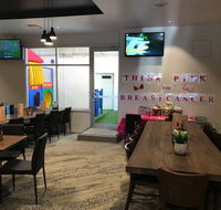 Emerald Star Hotel Bistro - Go Out