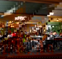 Si Suphan - Pubs and Clubs