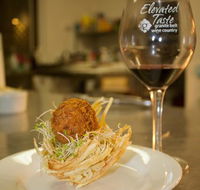 Whiskey Gully Wines - Pubs and Clubs