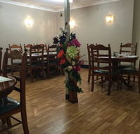 Zab Thai restaurant - Pubs and Clubs