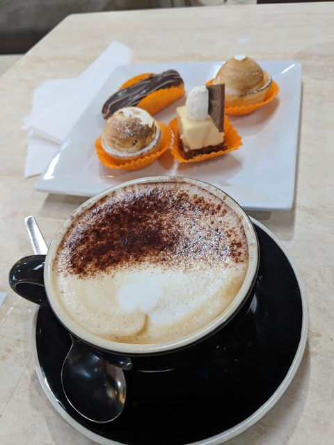 Addiction Coffee Bar - Pubs and Clubs 1