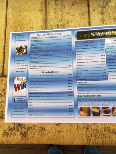 Cedrus Tree Cafe - Pubs and Clubs 1