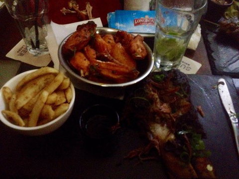 Longboard Bar And Grill - Go Out 0