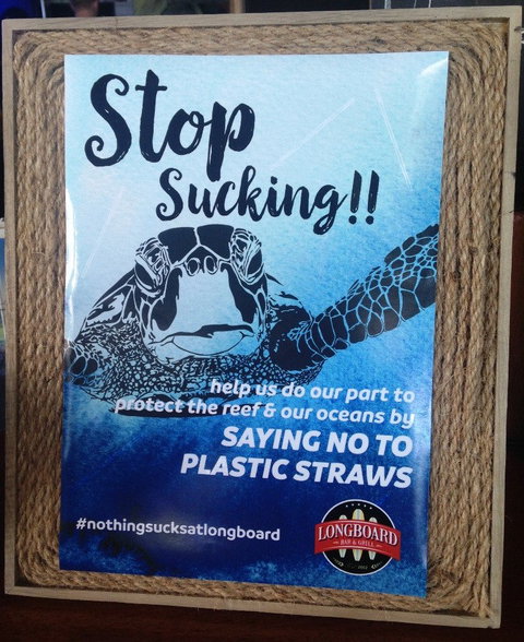 Longboard Bar And Grill - Go Out 1