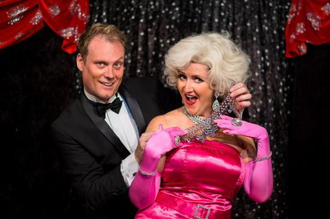 Stagedoor Theatre Restuarant - Go Out 0