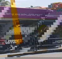 Cafe Apre - Pubs and Clubs