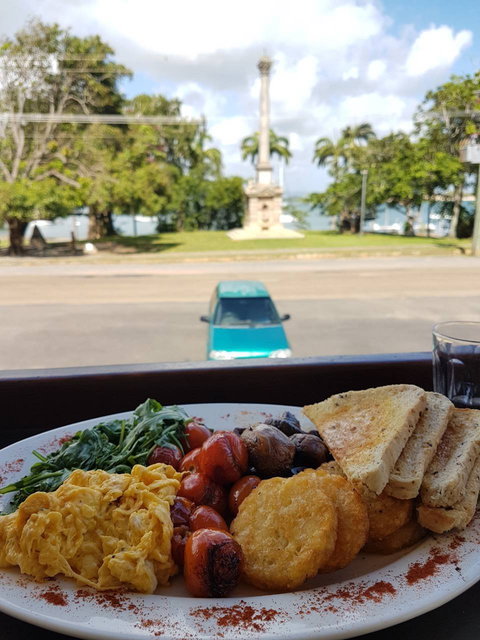 Capers Cafe - Go Out 3