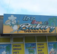 Eds beach bakery rainbow beach - Go Out