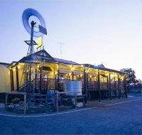 Porters Plainland Hotel - Go Out