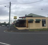 Bororen Hotel Restaurant - Go Out