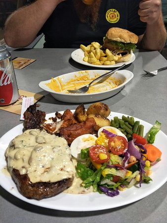 Elliott Heads QLD Go Out