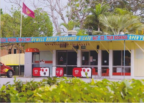 Newell Beach Takeaway And Cafe - Go Out 0