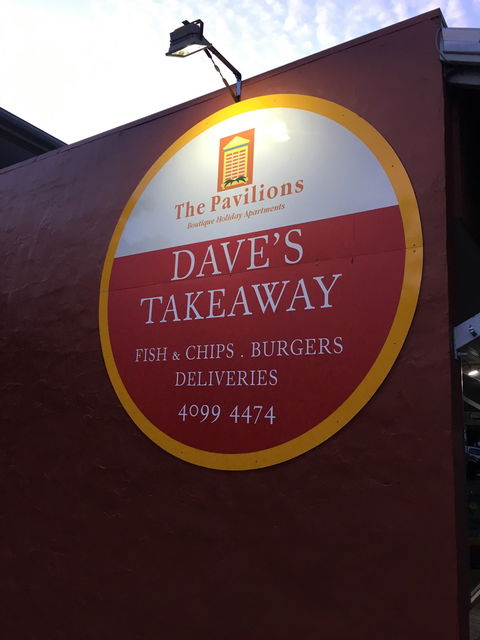 Port Bbq Chickens & Dave's Takeaway - Go Out 2