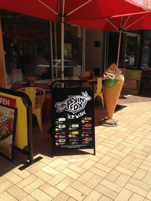 Sundaes At The Pier - Pubs and Clubs 6