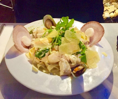 The Tree Bar - Go Out 0