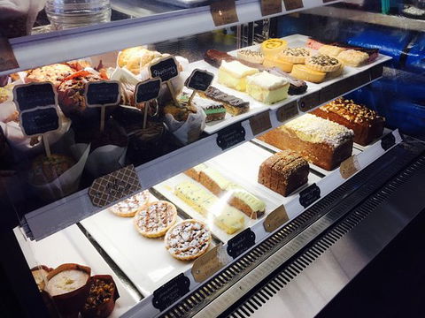 Willow Tree Cafe - Go Out 0