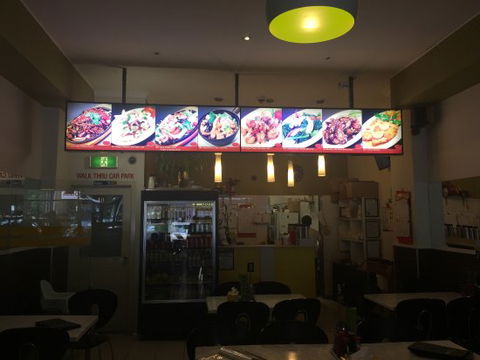 Pho Bang Bang Vietnamese & Chinese Restaurant - Go Out 0