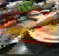 Mabrown Restaurant - Go Out