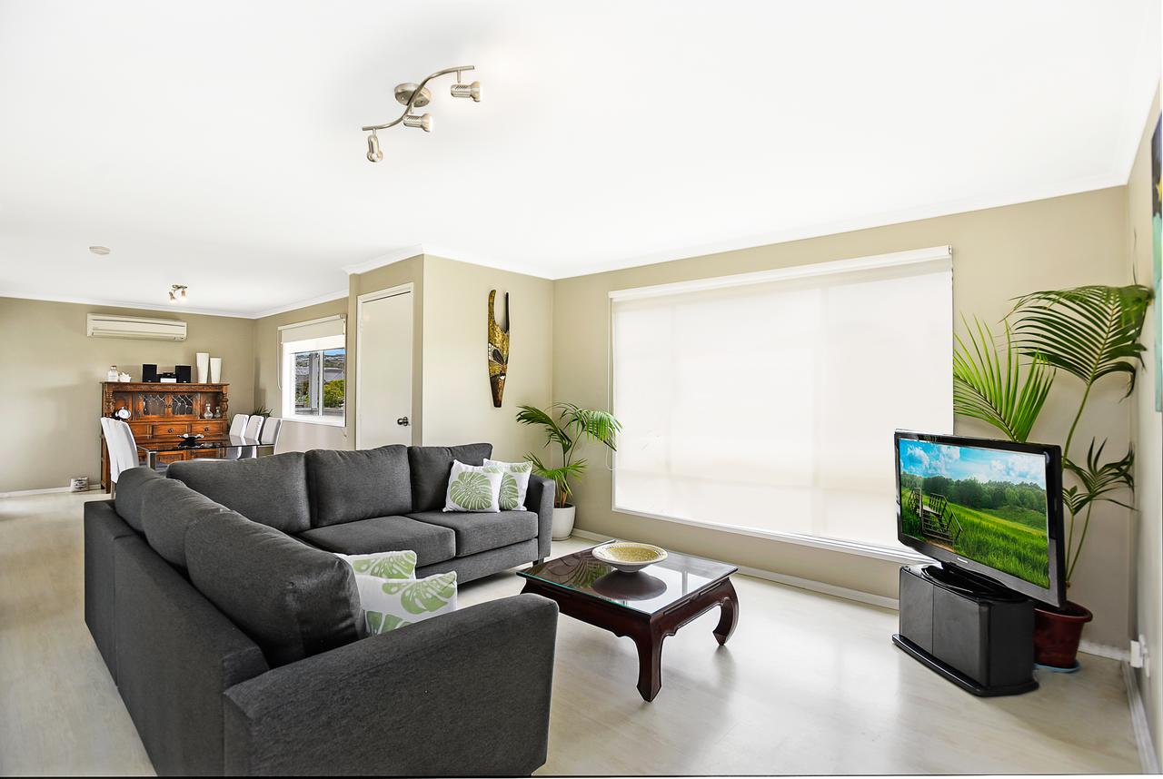 Ainslie Roberts Drive Retreat Encounter Bay
