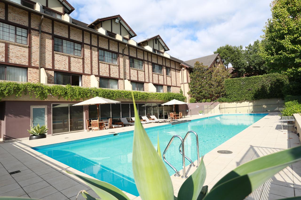 Grand Mercure The Hills Lodge Castle Hill