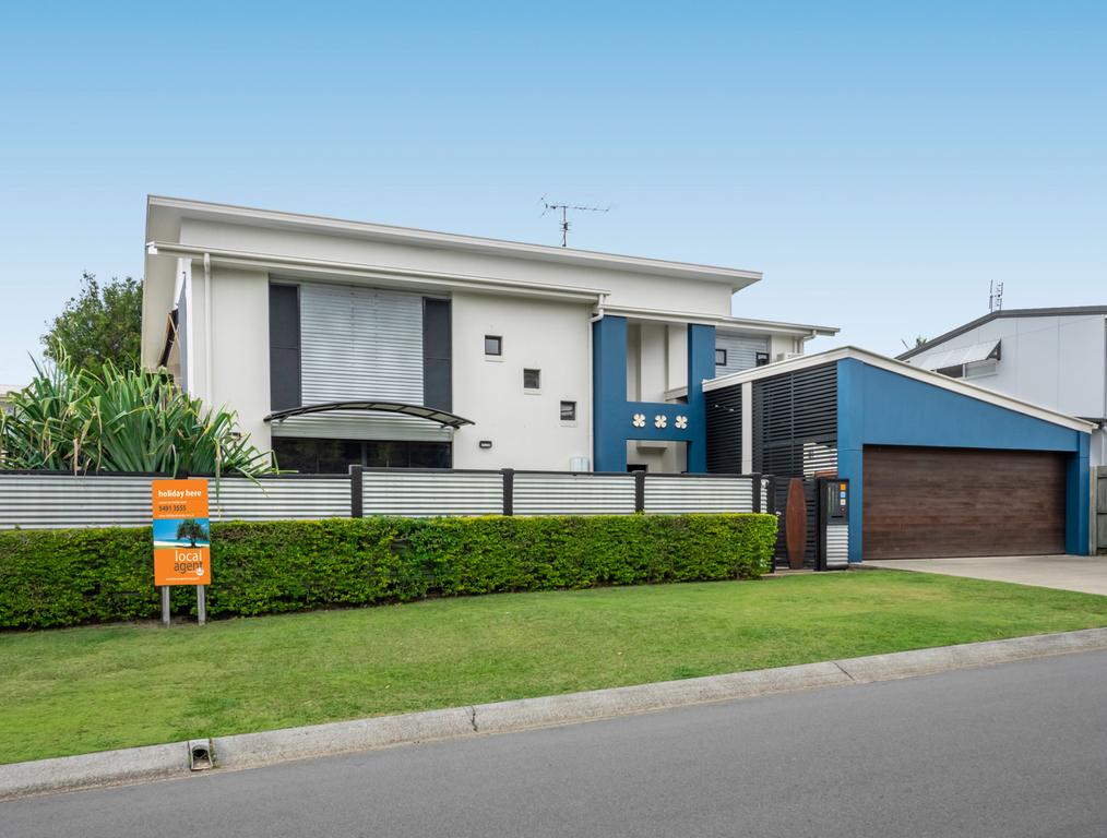 Campbell St 11 Moffat Beach Moffat Beach