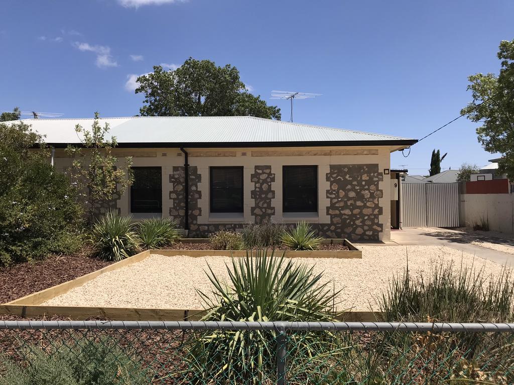 Cute and Cosy II - Events Workers Getaways. Murray Bridge