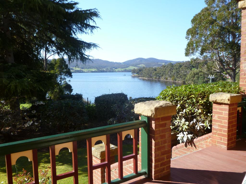 Donalea Bed and Breakfast  Riverview Apartment Castle Forbes Bay