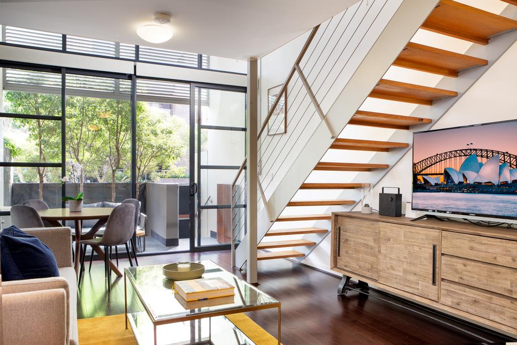 Elegant Loft Perfect for Inner City Explorers Erskineville