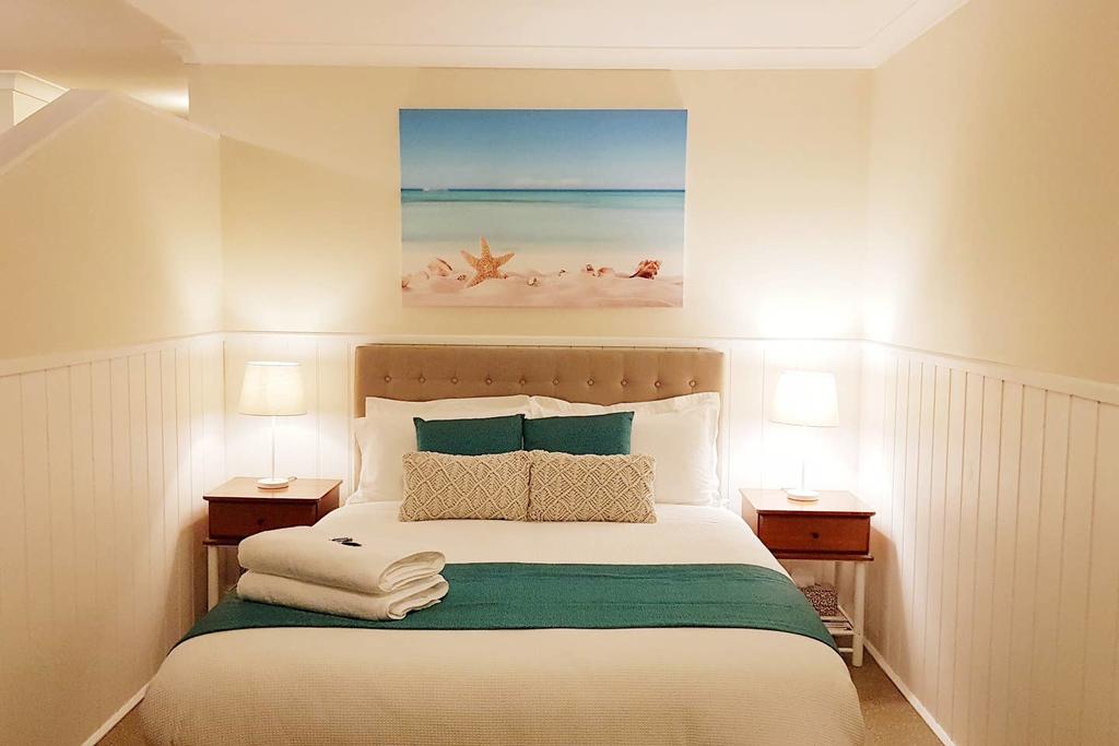 Hawley Beachside Accommodation Hawley Beach