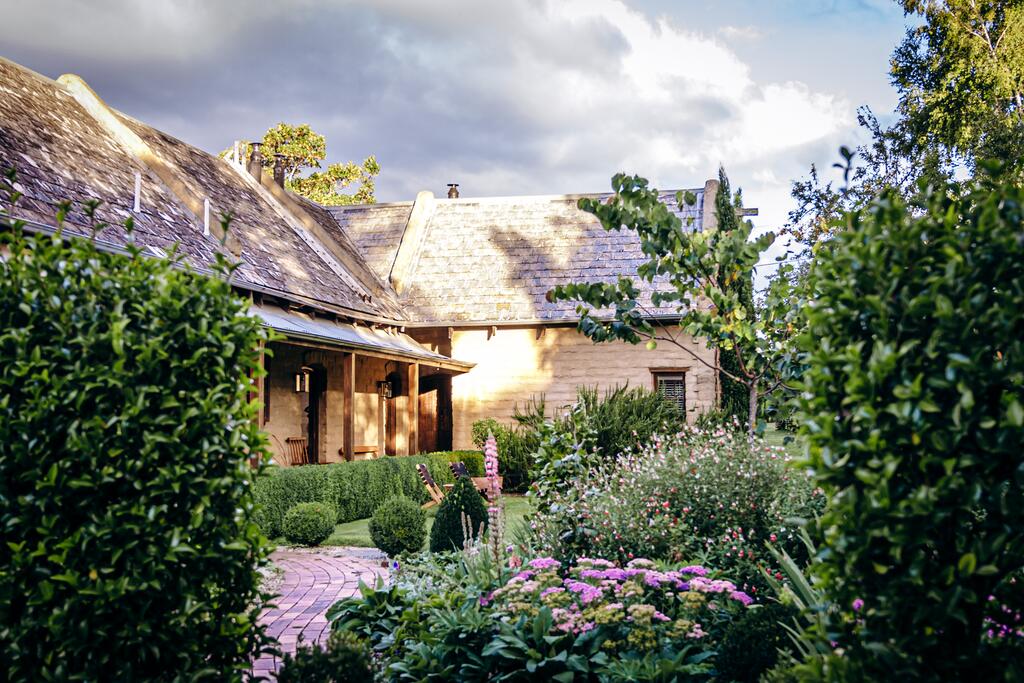 Hawthorn Villa Stables Carrick