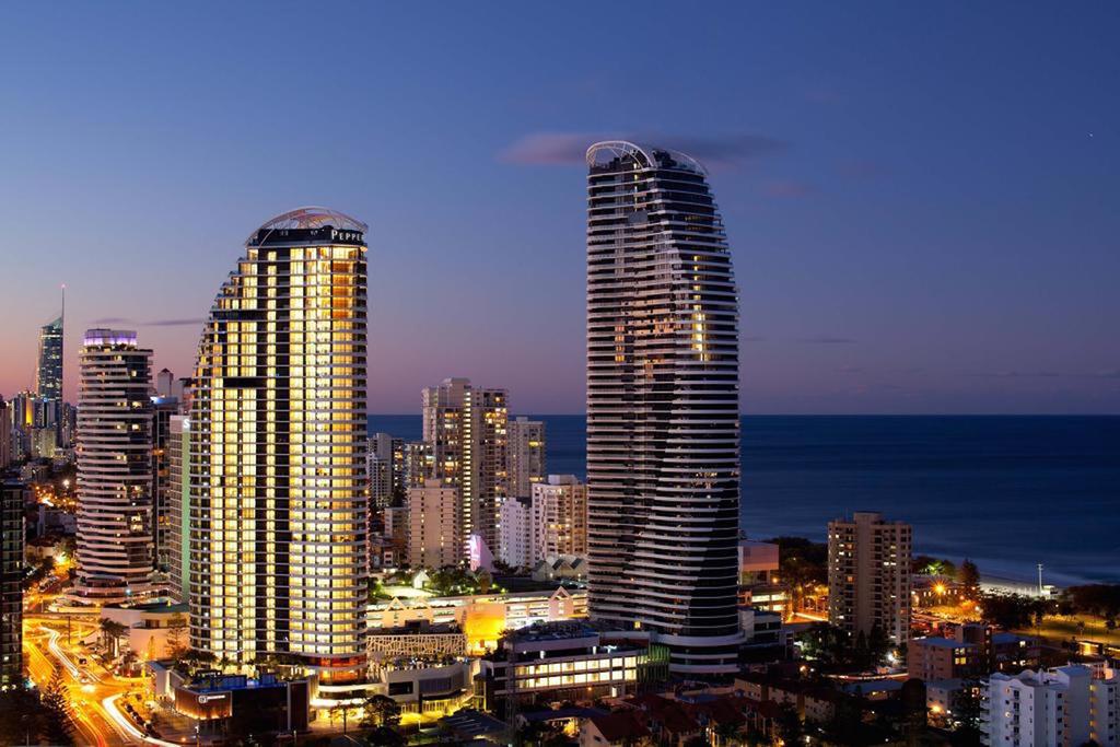 Holiday Holiday The Oracle Broadbeach