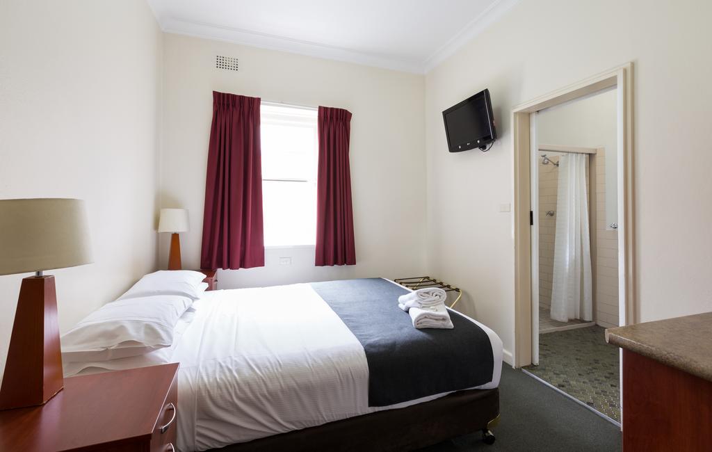 Knickerbocker Hotel Bathurst