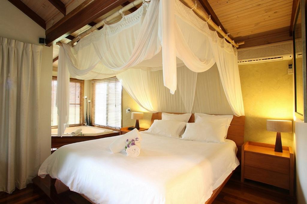 Lake Weyba Cottages Noosa Peregian