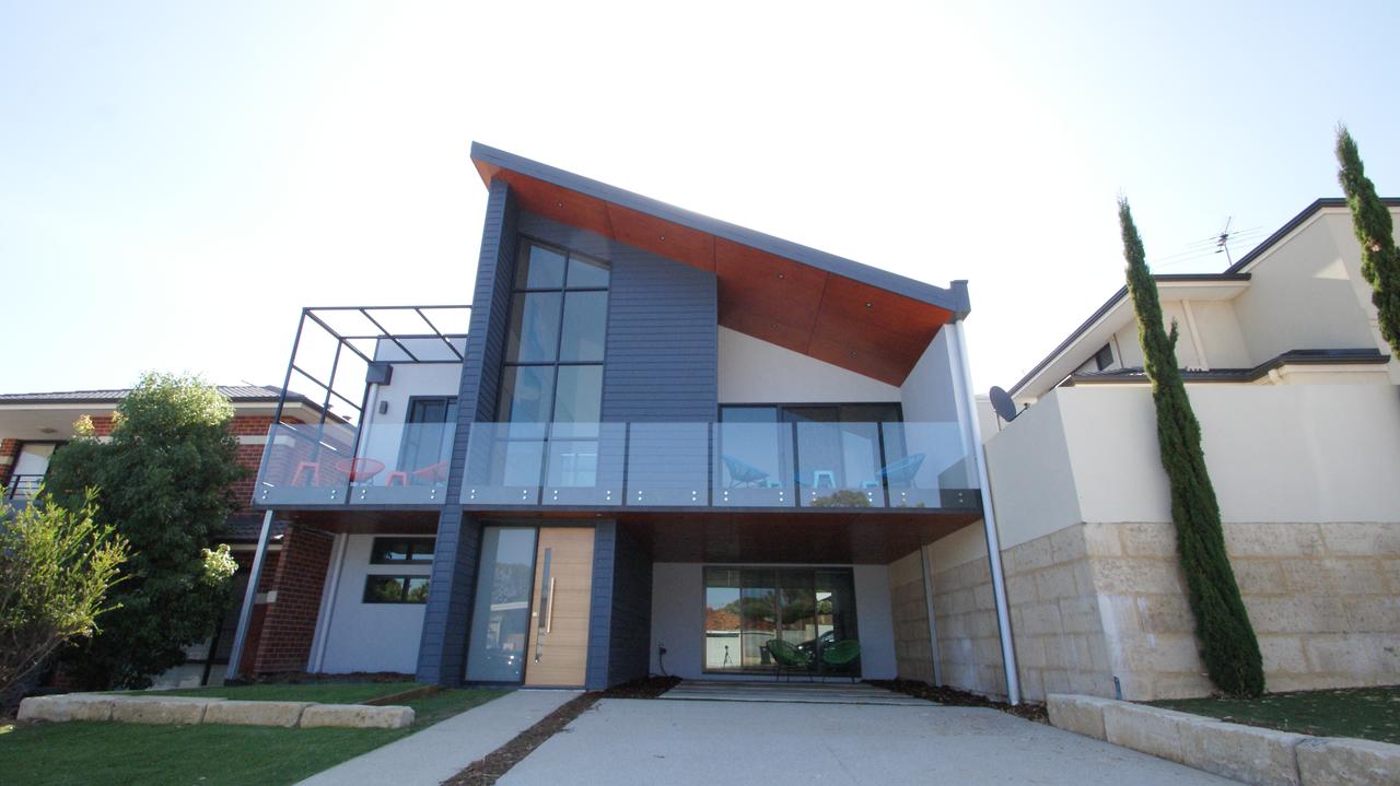 Sunset Place Apartments Marmion
