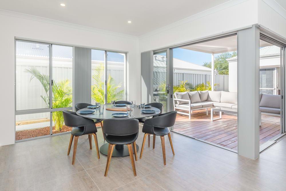 Karrinyup Waters Luxury House Rental Gwelup