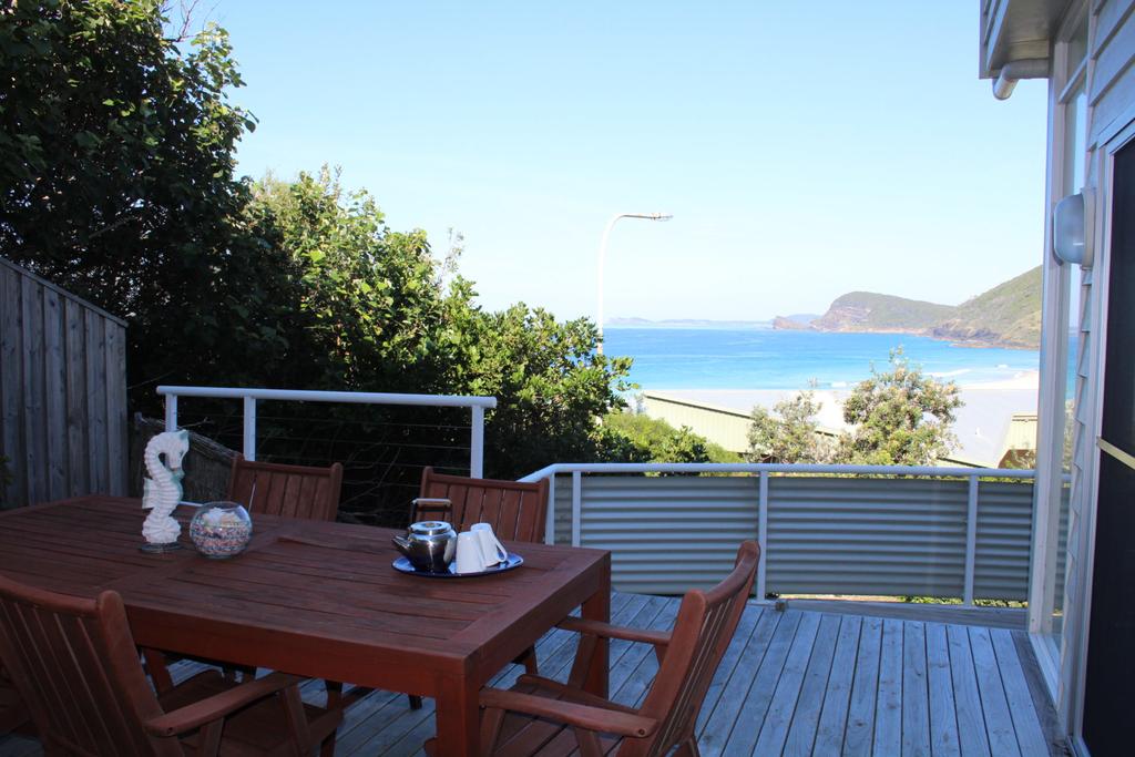 NORTHPOINT 1 Boomerang Beach