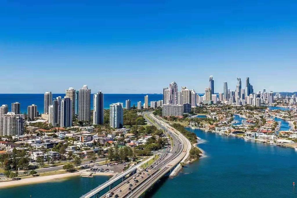 Ocean View Apartment Southport Southport